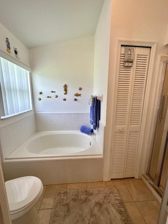 Private Pool With A Beautiful View Overlooking The Lake! Near Disney - Universal Kissimmee Kültér fotó