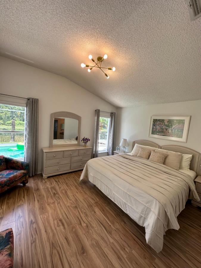 Private Pool With A Beautiful View Overlooking The Lake! Near Disney - Universal Kissimmee Kültér fotó