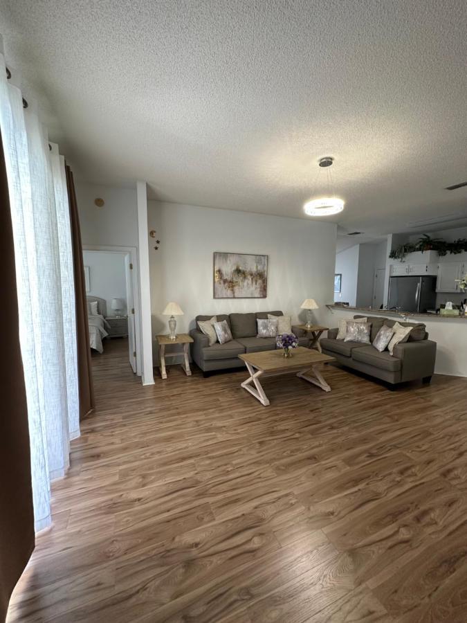 Private Pool With A Beautiful View Overlooking The Lake! Near Disney - Universal Kissimmee Kültér fotó
