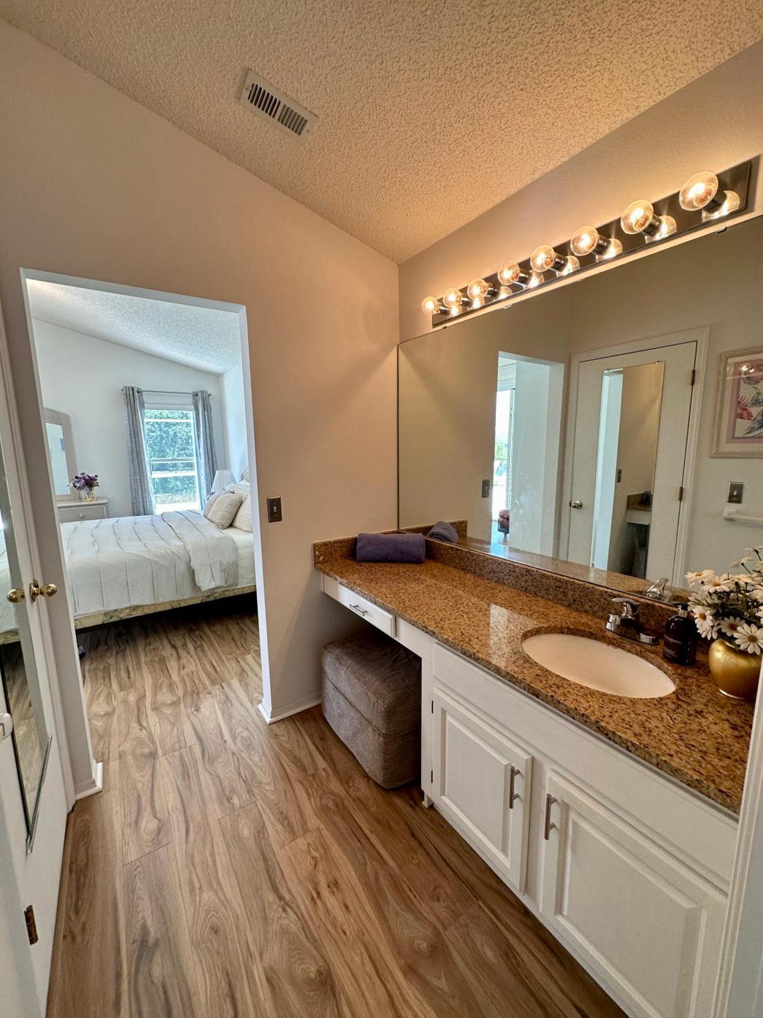 Private Pool With A Beautiful View Overlooking The Lake! Near Disney - Universal Kissimmee Kültér fotó