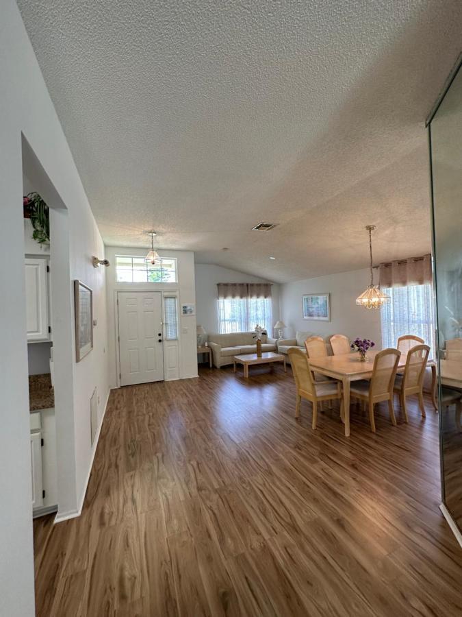 Private Pool With A Beautiful View Overlooking The Lake! Near Disney - Universal Kissimmee Kültér fotó